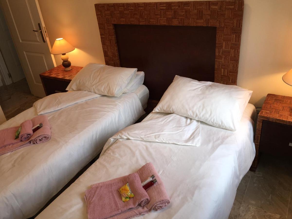 Luxury 2-Bedrooms & Bathrooms Estepona Apartment 외부 사진